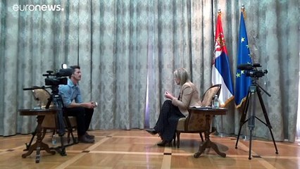 Сербская оппозиция призывает бойкотировать парламентские выборы