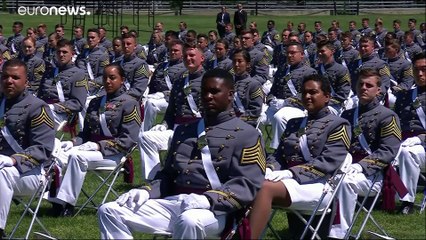 Ομιλία Τραμπ στο Γουέστ Πόιντ - Διαδηλώσεις έξω από την Ακαδημία