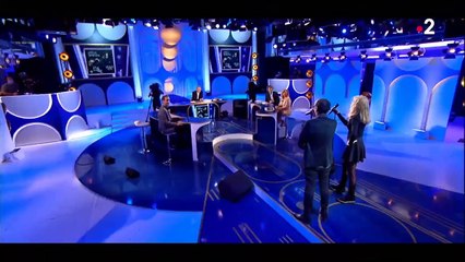Arielle Dombasle  sa prestation dans ONPC a fait rire les internautes