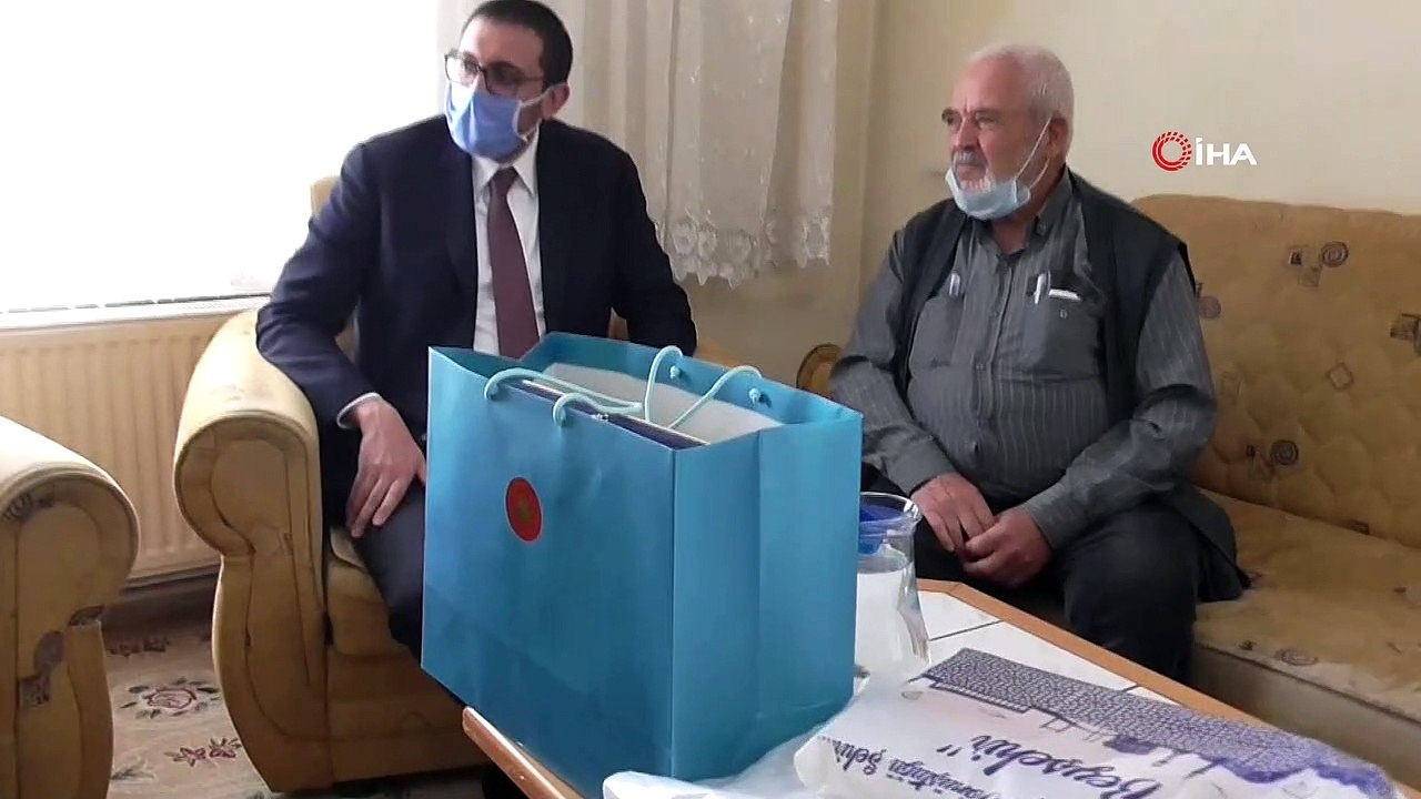 Yaş sınırını geçtiği içim cuma namazına stada alınmayan dedeye Cumhurbaşkanı Erdoğan'dan hediye