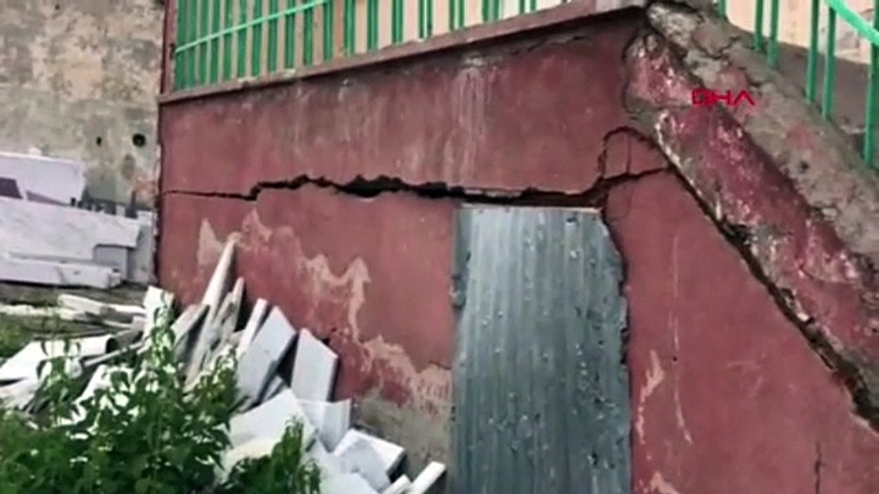 Bingöl depreminden ilk görüntüler