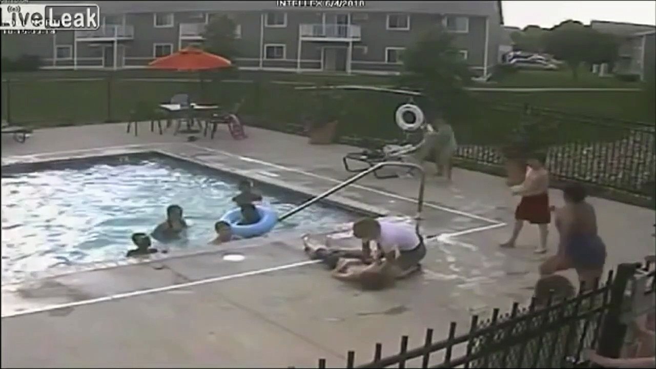 Héros du jour, elle saute de son fauteuil roulant pour sauver un enfant tombé à l'eau