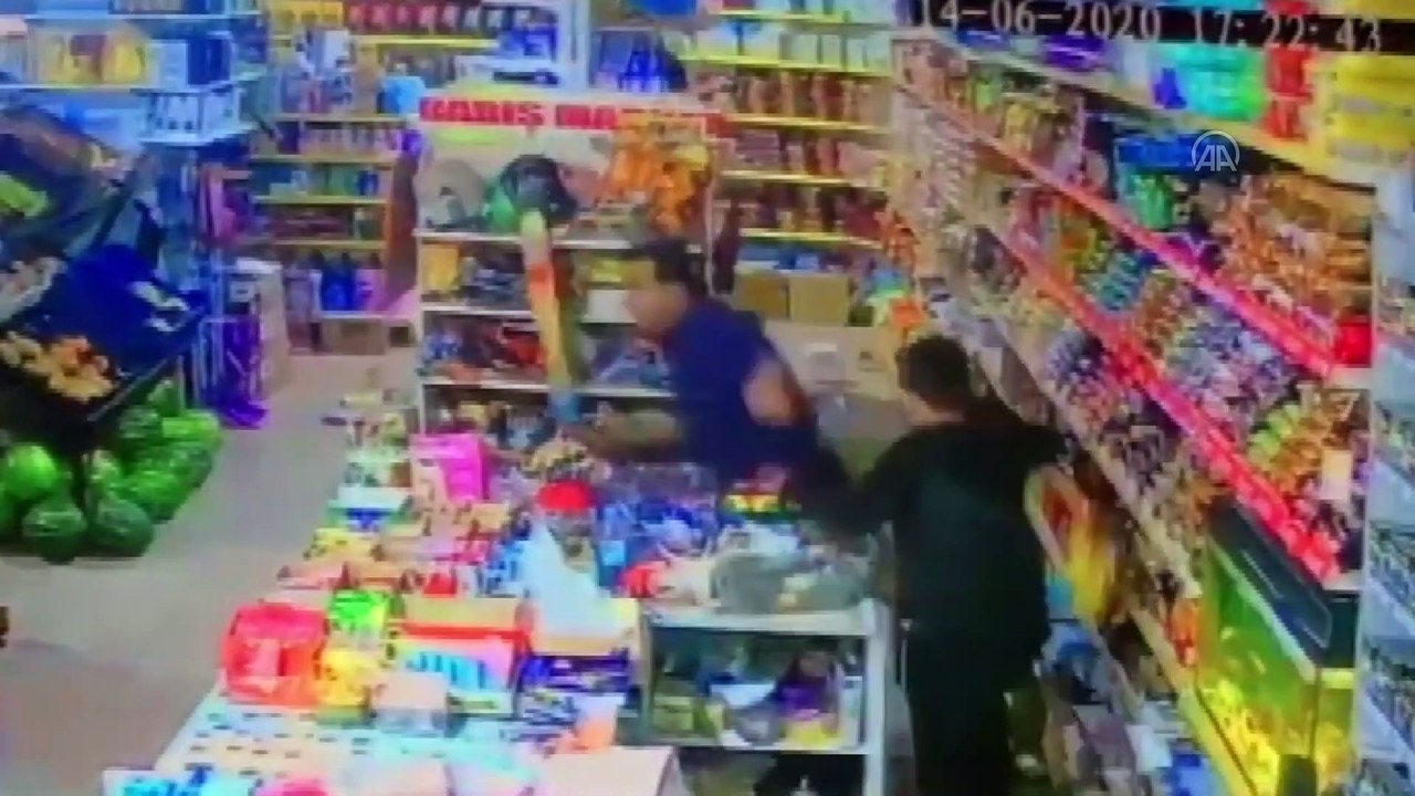Karlıova'daki deprem - Marketin güvenlik kamerası - BİNGÖL