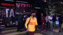 Galatasaray kafilesi İstanbul'a gitmek için havalimanına geldi