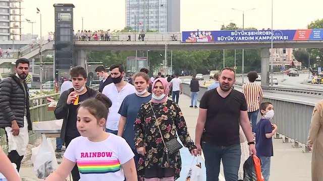 TEKRAR - Maske ve sosyal mesafe kuralına yeterince uyulmuyor - İSTANBUL