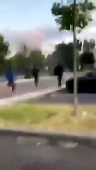 Une voiture fonce dans la foule pendant des affrontements (Dijon)