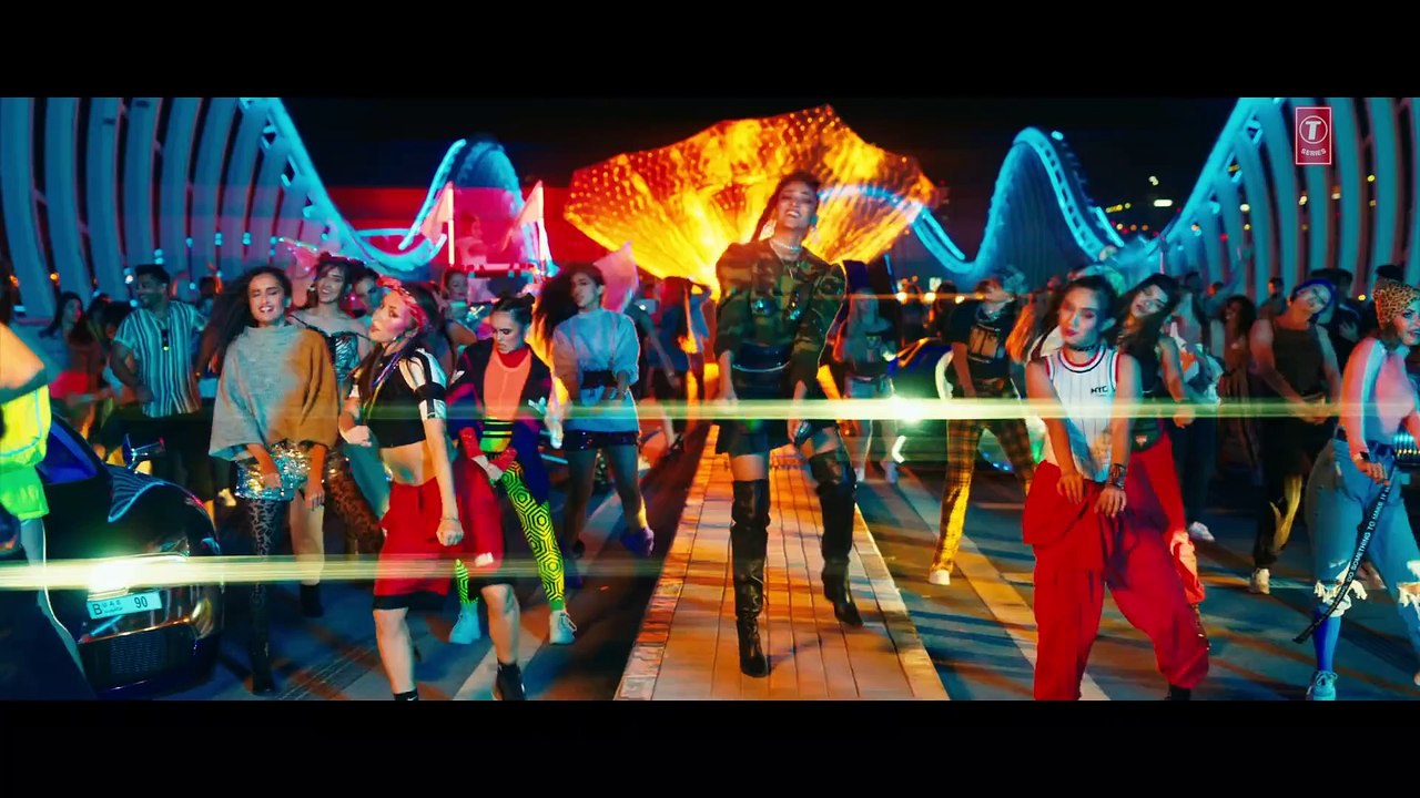 Yo  Yo_Honey_Singh_LOCA_Official_Video_Bhushan_Kumar_New_Song_2020_(1080p)