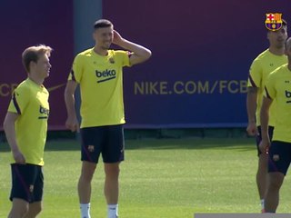 Barça - Messi, Griezmann et Lenglet tout sourires à l'entrainement