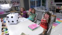 Sophia, Isabella e Alice - Jogando o Jogo das Princesas - Disney Princesas Jasmine, Rapunzel e Moana