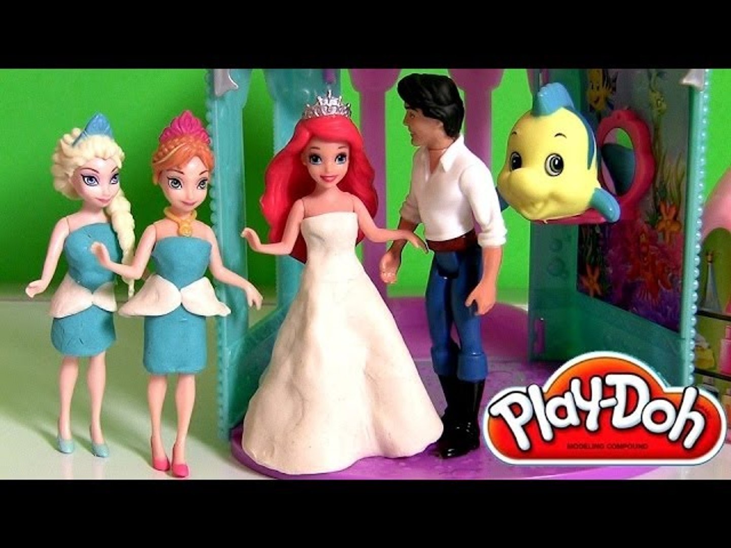 Play Doh Princess Ariel Flip n Switch Castle MagiClip Mermaid Disney Frozen Elsa Anna and Prince Eric