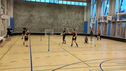 Rundlauf-Sitzball (Warmup-Clip)