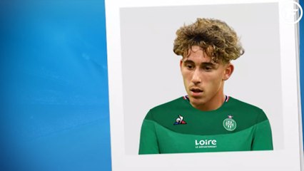 Download Video: OFFICIEL : Adil Aouchiche signe son premier contrat avec l'AS Saint-Étienne