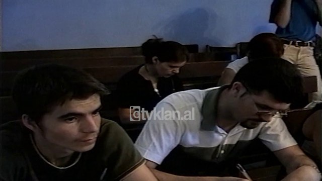 Gjykata vendos per çeshtjen Gjallica (7 Qershor 2000)
