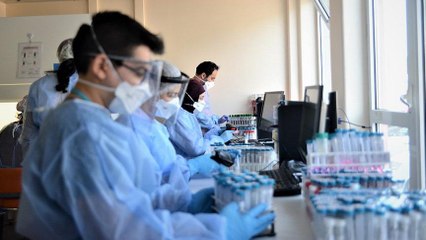 Türkiye’nin ilk Covid-19 Laboratuvarı’nda, günde 4 bin test yapılıyor