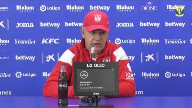 Javier Aguirre lo tiene claro ante el Barça: Hay que salir a ganar el partido