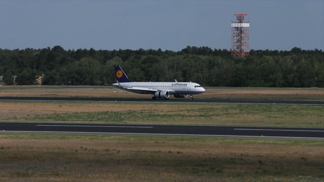 Aeropuerto Berlín-Tegel, el primer día de apertura de fronteras
