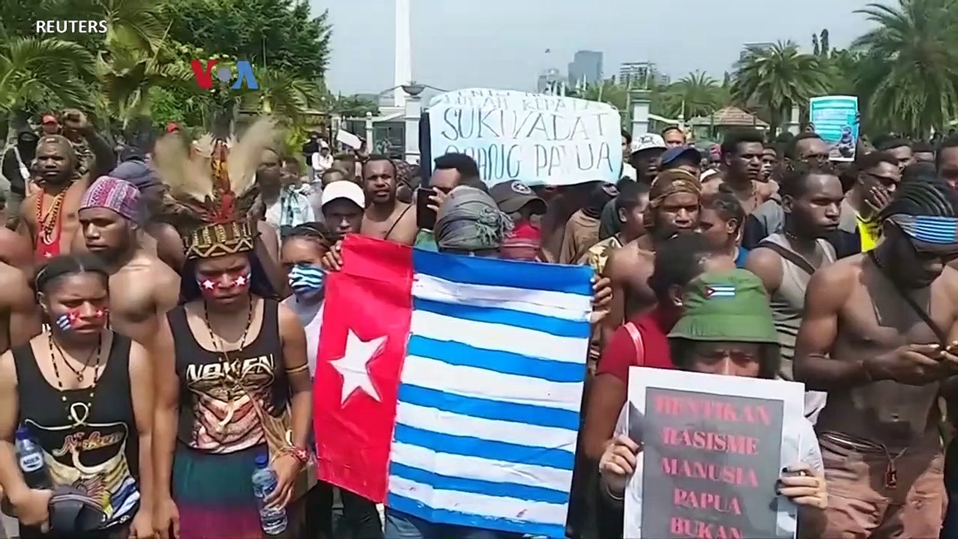 Demo 'Black Lives Matter' Disambut Gerakan 'Papuan Lives Matter'
