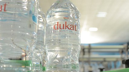 Ora News - Uji “Dukat” vlerë për shëndetin, ekspertët e sugjerojmë për çdo moshë