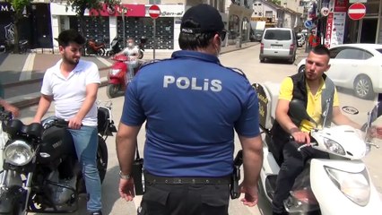 Bursa'da polis maske denetimine başladı