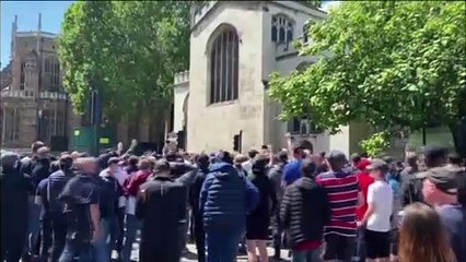 Aşırı sağcı grupların gösterisinde gerginlik (1) - LONDRA