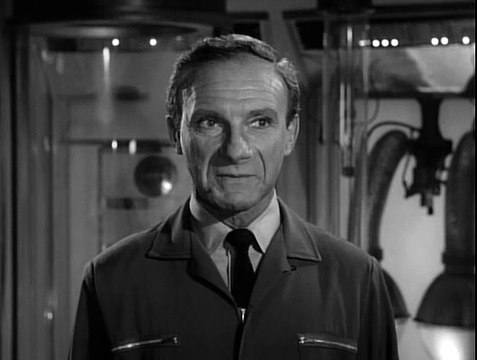 Perdidos En El Espacio -1x04- There Were Giants in the Earth (Habia gigantes en la Tierra)