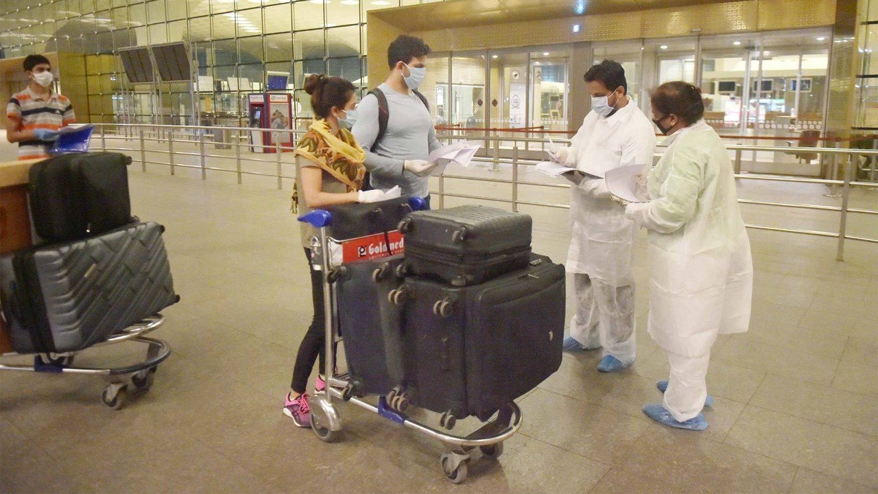 Mumbai airport gets nod to run 100 flight opera...