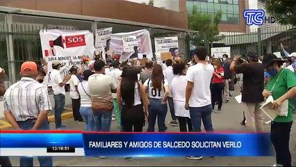 Familiares y amigos de Daniel S. hacen plantón para poder verlo