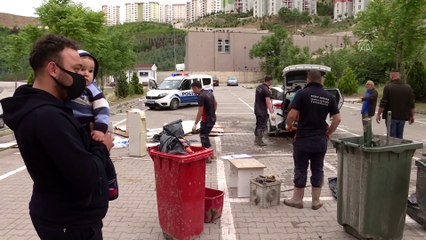 Sağanakta evini su basan ailenin eşyaları kullanılamaz hale geldi - ANKARA