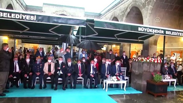 Bakan Ziya Selçuk, Kayseri'de eğitim merkezlerinin imza törenine katıldı: