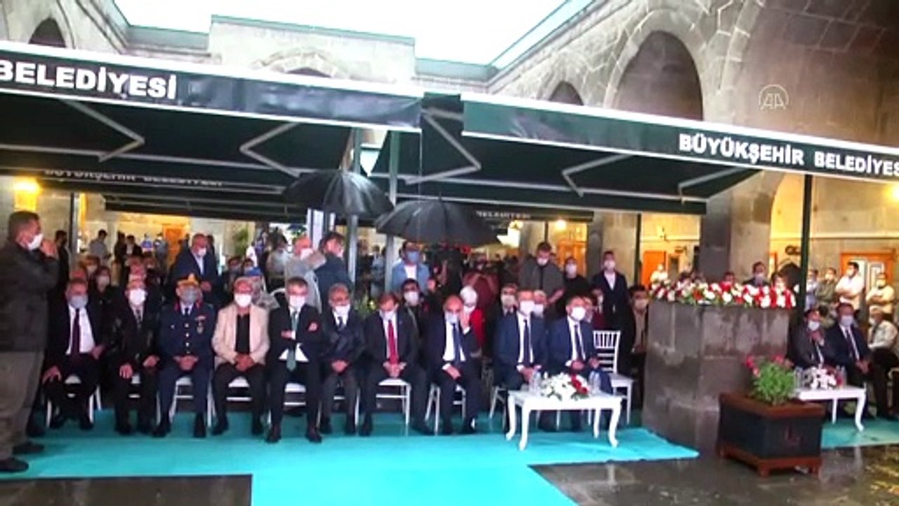 Bakan Ziya Selçuk, Kayseri'de eğitim merkezlerinin imza törenine katıldı: