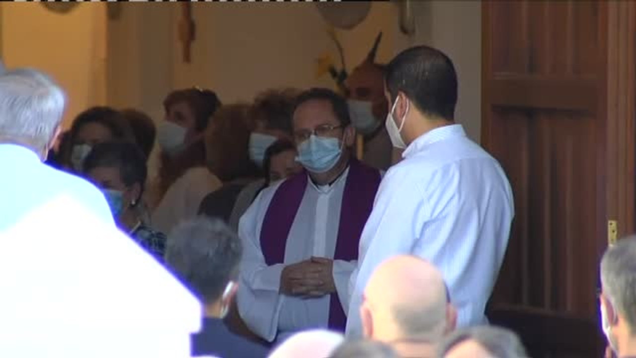 Funeral en Baeza por la última víctima de la violencia machista y sus dos hijos, de 12 y 17 años