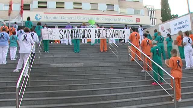 Los sanitarios se manifiestan por toda España para reclamar mejoras laborales