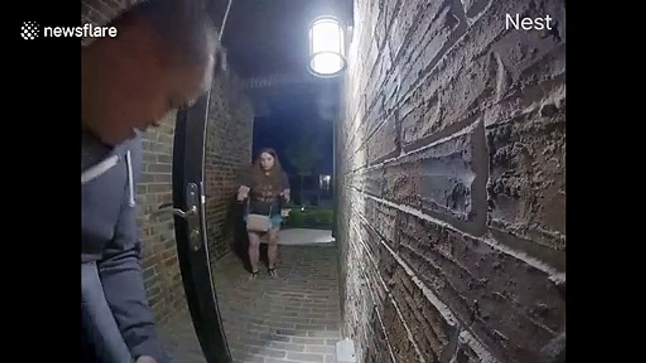 Hilarious moment wife gets shocked by a surprise visitor FROG in Texas