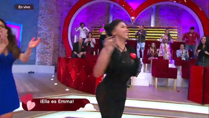¡Emma recibió a un poeta como flechado! | Enamorándonos