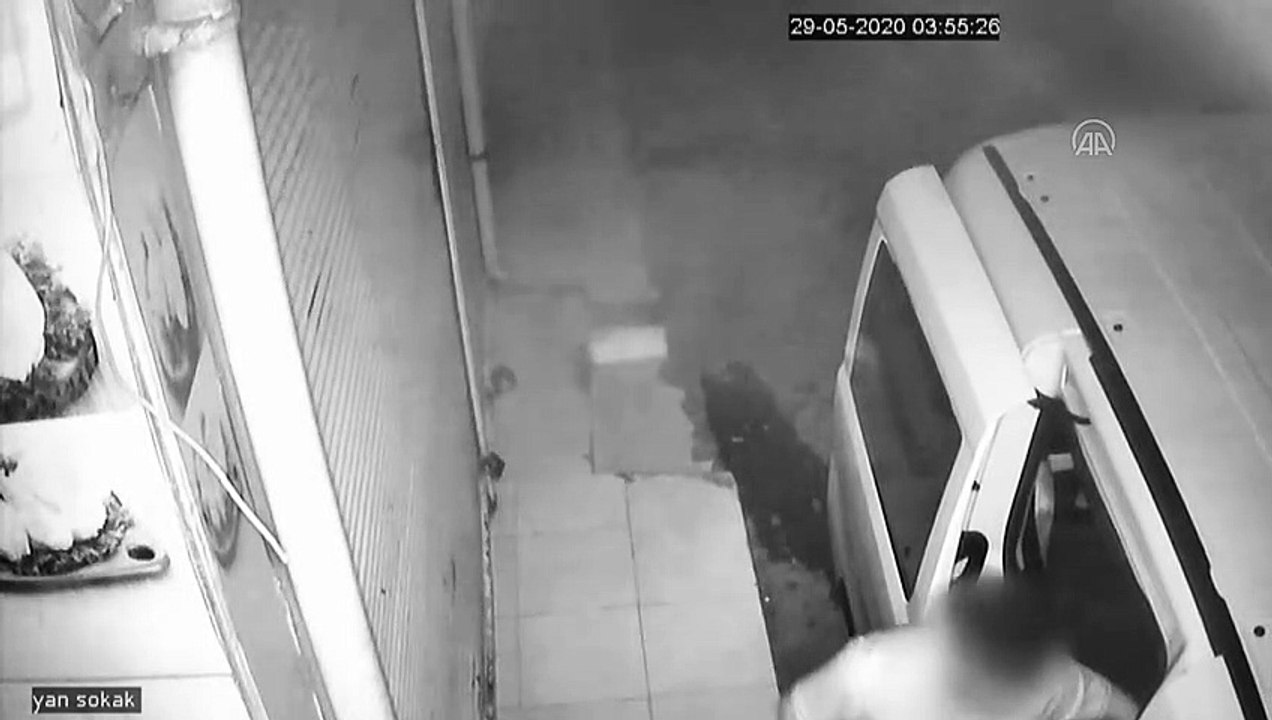 Kasaptan hırsızlıkla ilgili gözaltına alınan 2 kardeşten biri tutuklandı - ADANA