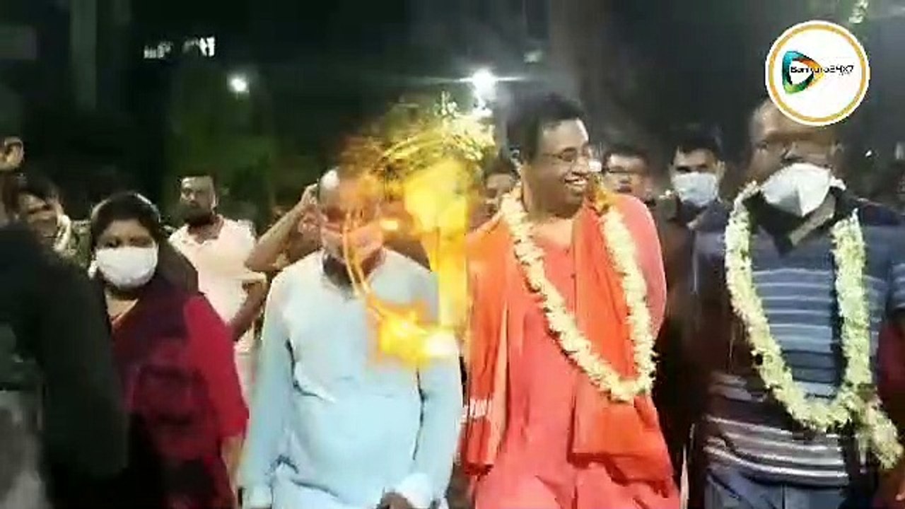 এক পলকে দেখে নিন সারা জেলার ১০ দিকের বাছাই করা ১০ খবরের তাজা আপডেট।