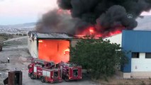 Tekstil fabrikasının deposunda yangın çıktı - NİĞDE