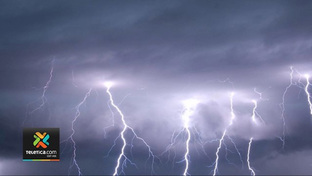 tn7-77.000 rayos cayeron sobre nuestro país en los primeros 15 días de junio -150620