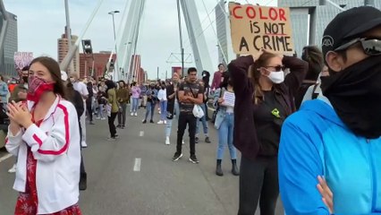 Hollanda'da George Floyd için binlerce kişi gösteri düzenledi - ROTTERDAM