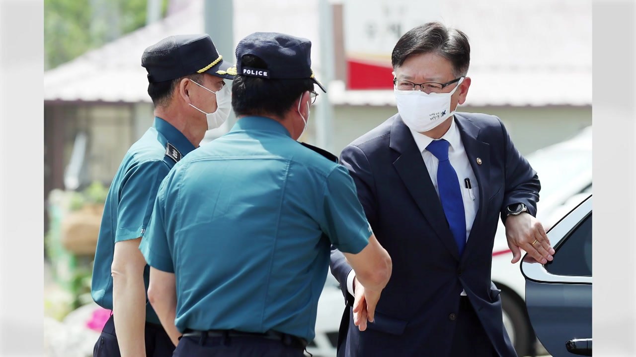 통일부 차관, 대북전단 살포 지역 방문...현황 점검 / YTN