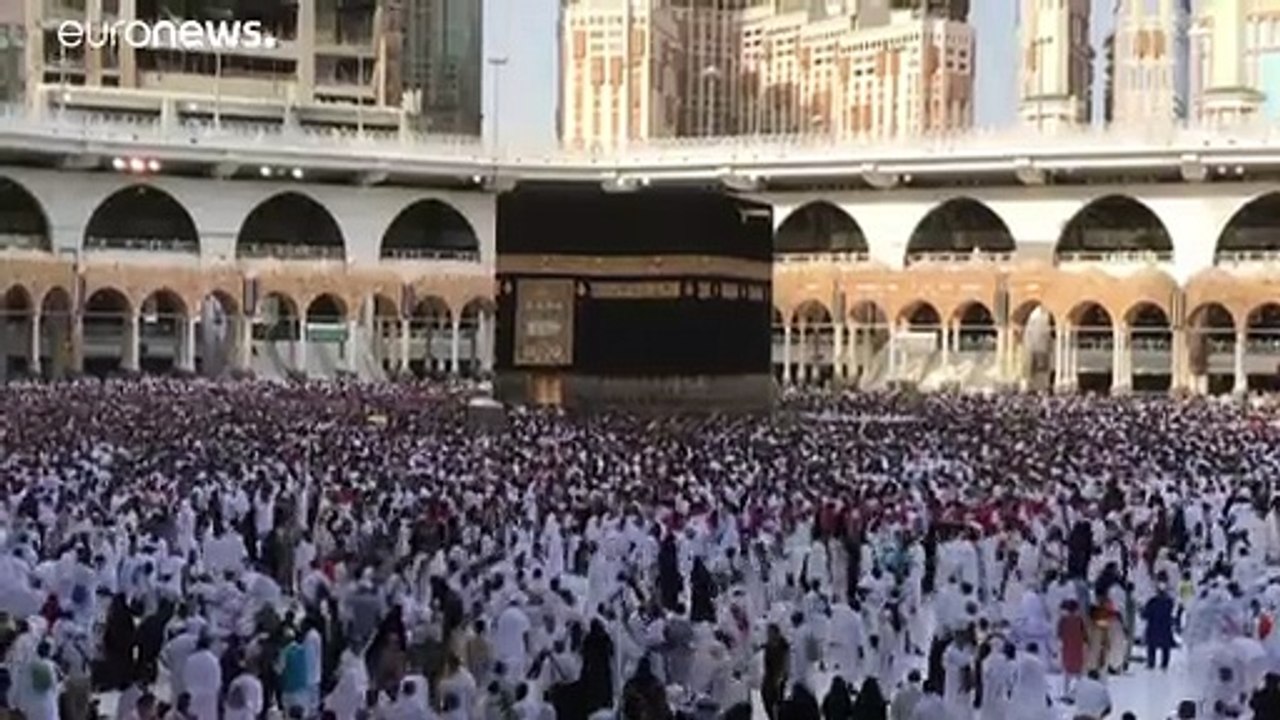 هل ستلغي السعودية موسم الحج لهذا العام مع تفشي...