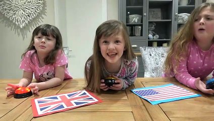 Sophia, Isabella e Alice Brincando de Adivinhações