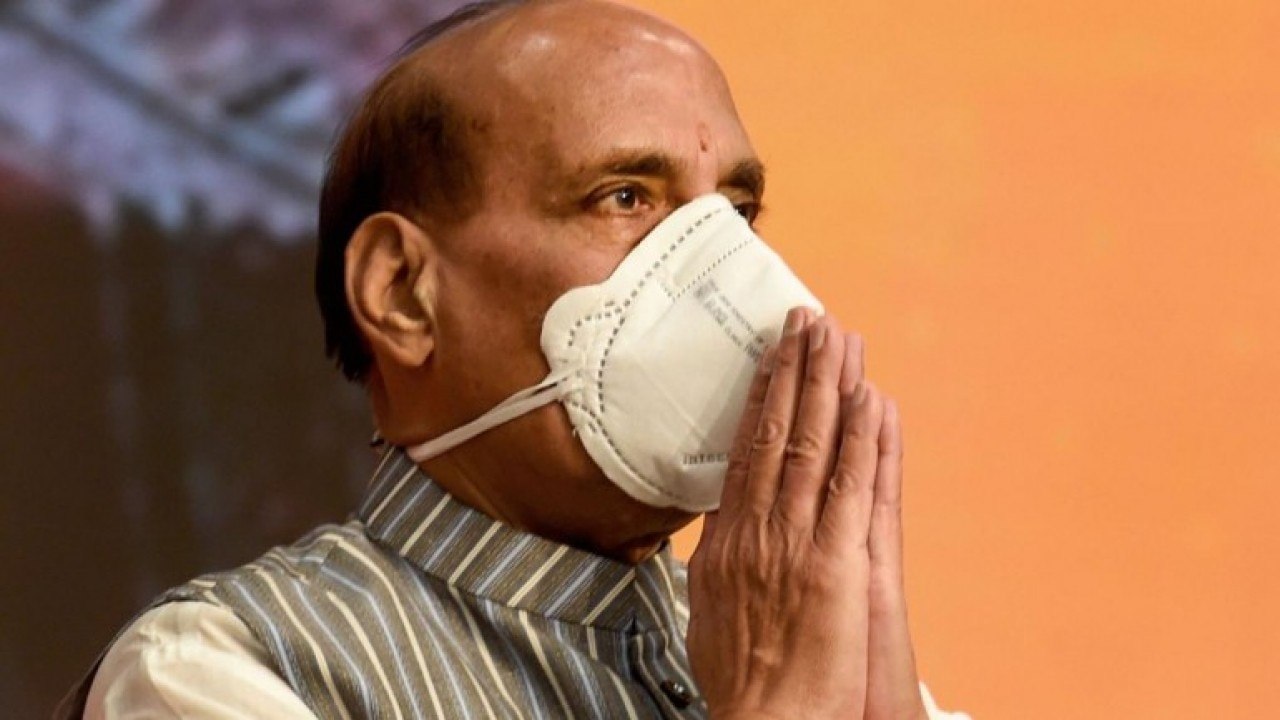 Ladakh face-off: Rajnath Singh holds meeting with CDS Bipin Rawat, Army Chief MM Naravane