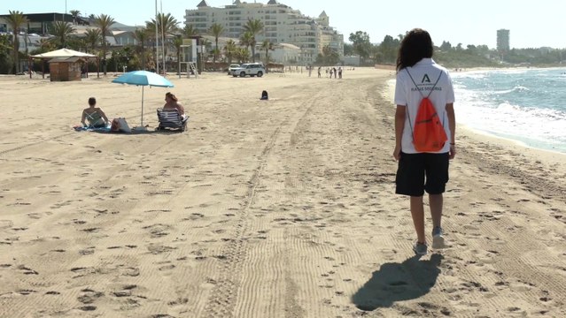 Vigilantes de la playa en Marbella (Málaga)