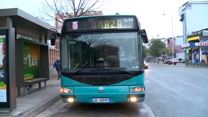 Top News - Transporti në protestë/ Për shtyrjen e nisjes së punës