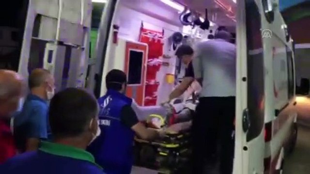 Muslera acılar içerisinde hastaneye ulaştı! Galatasaray'da Muslera'nın kaval kemiği kırıldı!