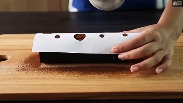 Make 5 Min Cake in Frying Pan | Swiss Roll cake Recipe | Easy & tasty Swiss Roll