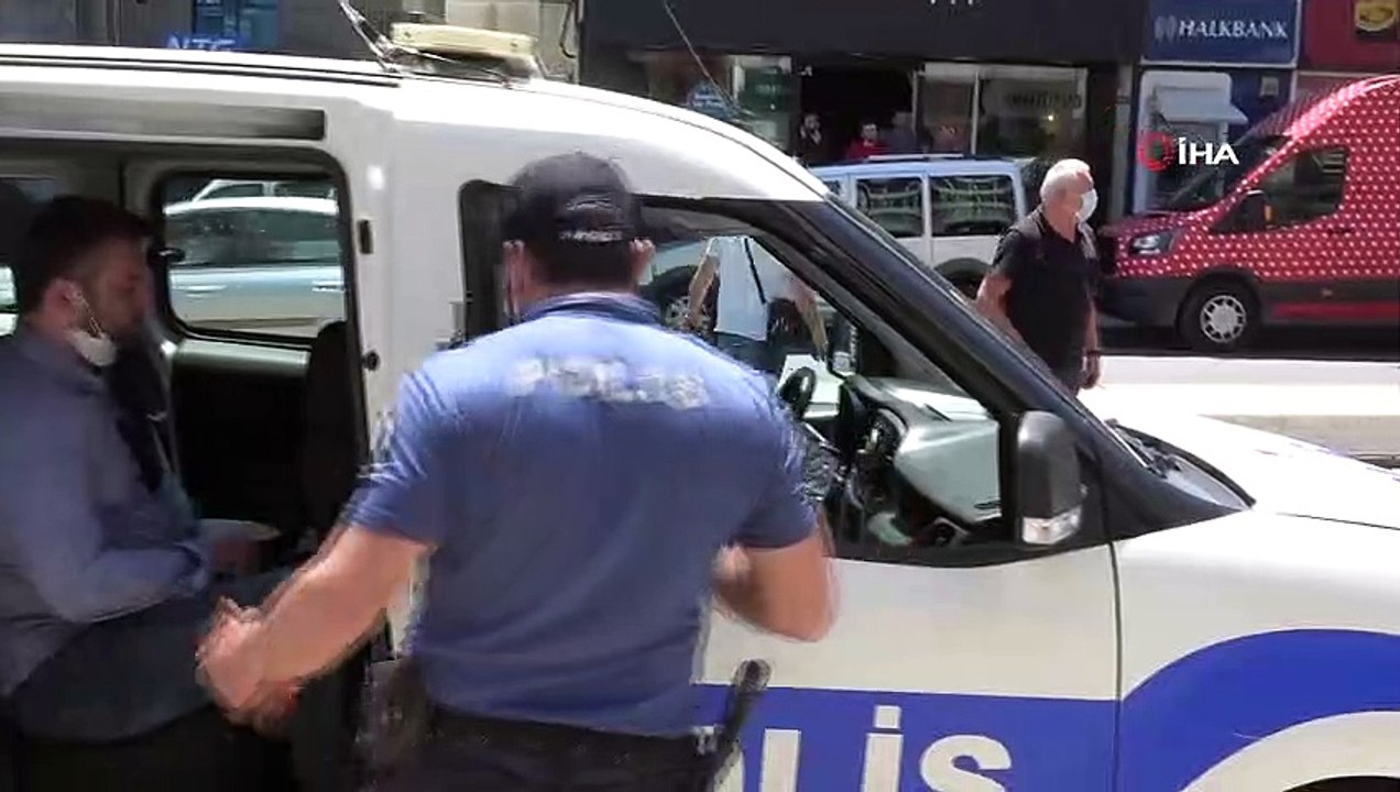 Aracından parasının çalındığını gören vatandaş hırsızlara silahla müdahale etti: 2 yaralı