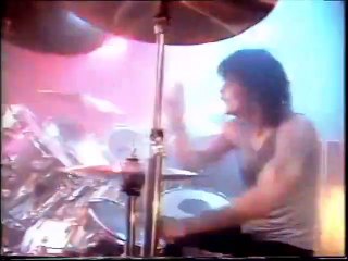 Motörhead'in kurucusu Lemmy'nin hayatı film oluyor, çekimler 2021'de