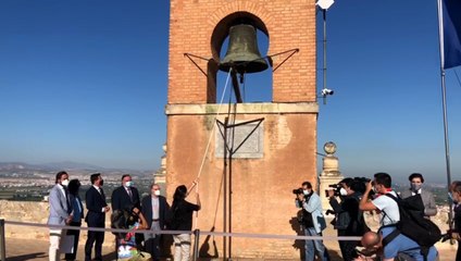 Télécharger la video: La Alhambra de Granada reabre sus puertas con el 50 por ciento del aforo